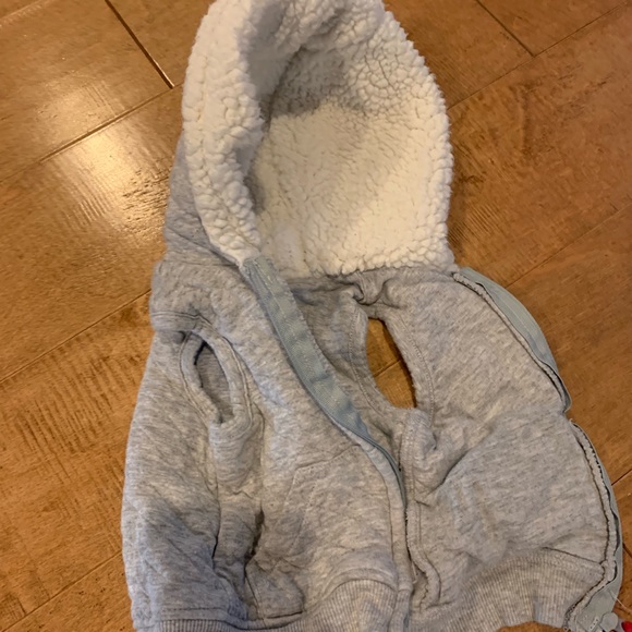 Carter’s 3mo BOYS Vest w/ hood & ears - Picture 2 of 2